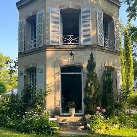 Les Grandes Hayes 3* Coulonges-sur-Sarthe