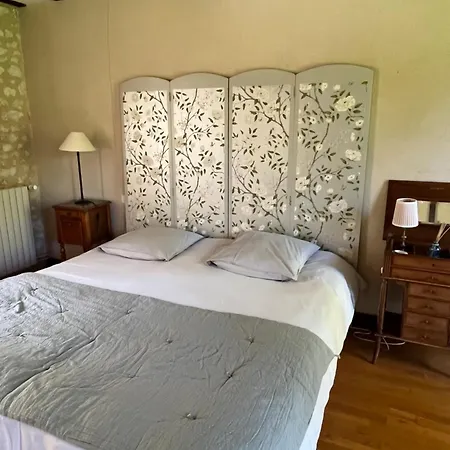 Les Grandes Hayes Bed and Breakfast