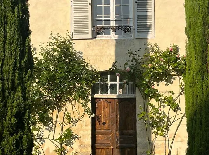 Bed & Breakfast Les Grandes Hayes 3*