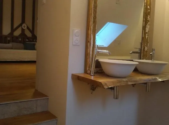 Les Grandes Hayes 3*